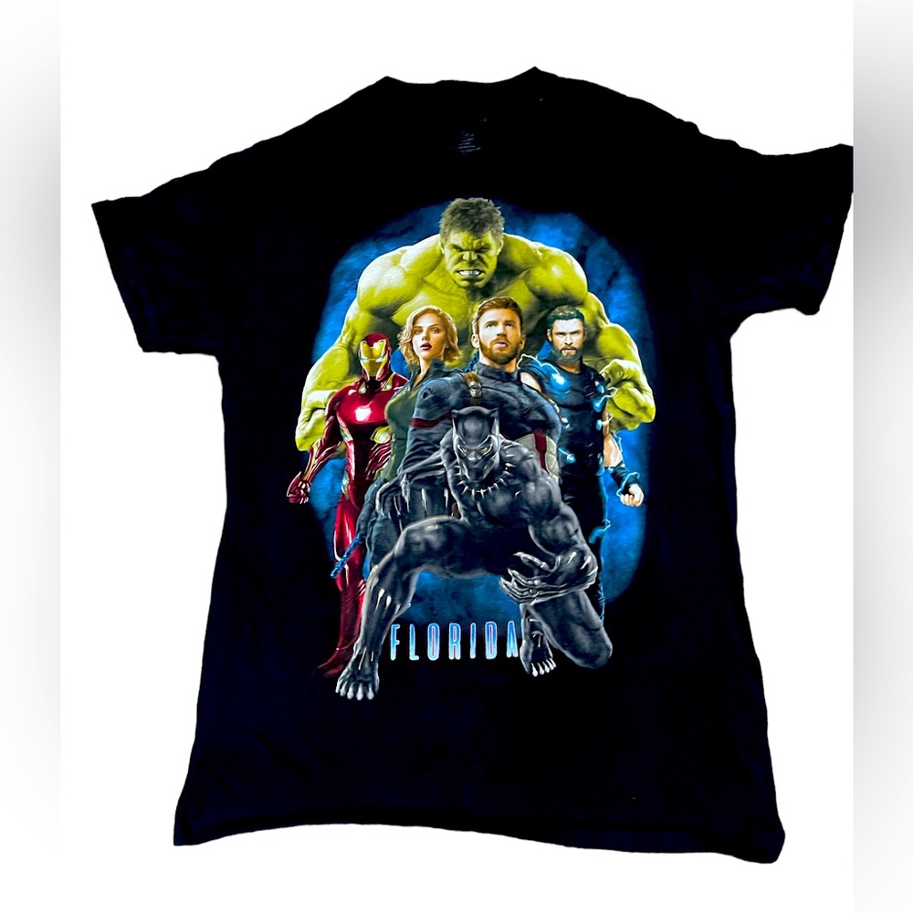 Black marvel t-shirt for boys size 34/36
